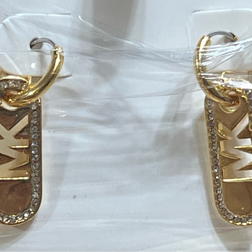 Michael Kors Huggie Hoop logo bar charm and crystal accents - Picture 11 of 12